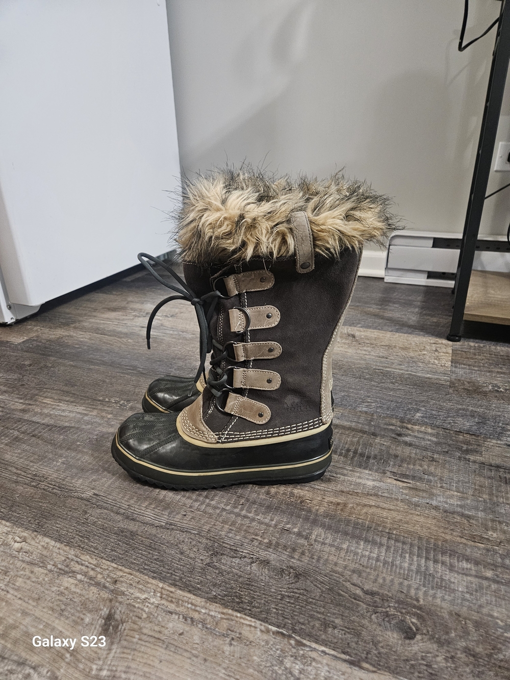Sorel Joan of Arctic Faux Fur Waterproof Winter Snow Boots Women’s Size 10 Brown